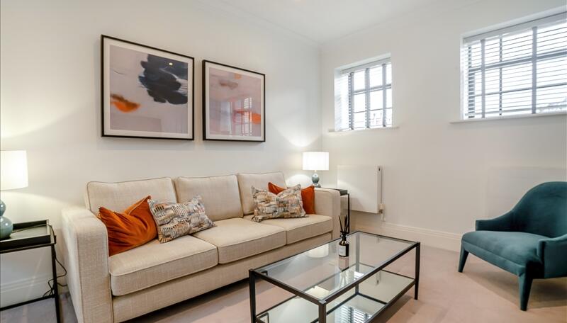 2 bed property in Palace Wharf, Rainville Road, London